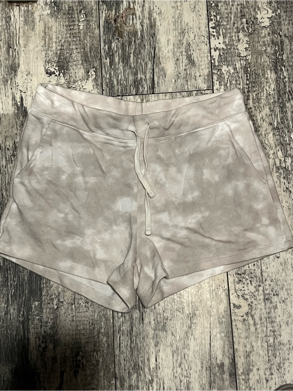 Old Navy Women’s Tie-Dye Lounge Shorts - Light Gray